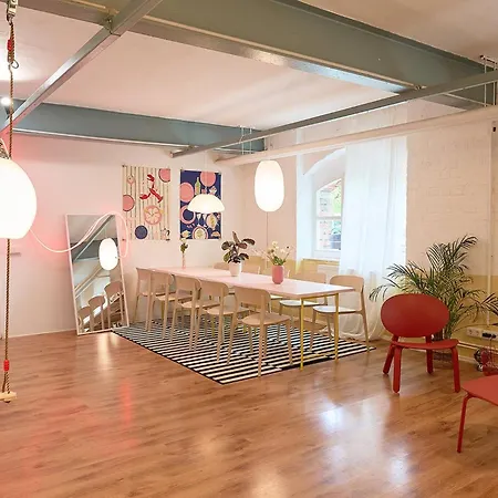 Platz Fuer Alle - Geschmackvolle Gruppenunterkunft In Апартаменты *