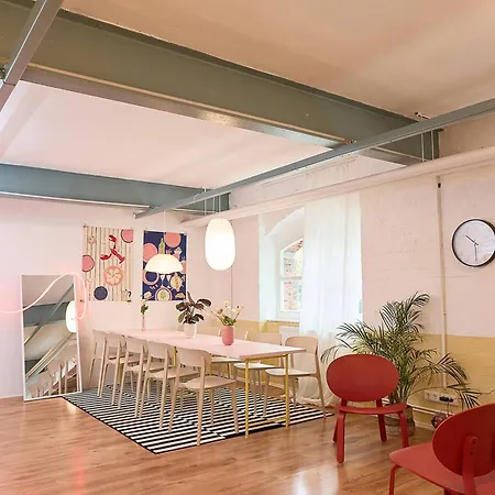 Platz Fuer Alle - Geschmackvolle Gruppenunterkunft In 莱比锡